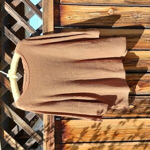 ⭐️Lord and Taylor Brown Knit Sweater